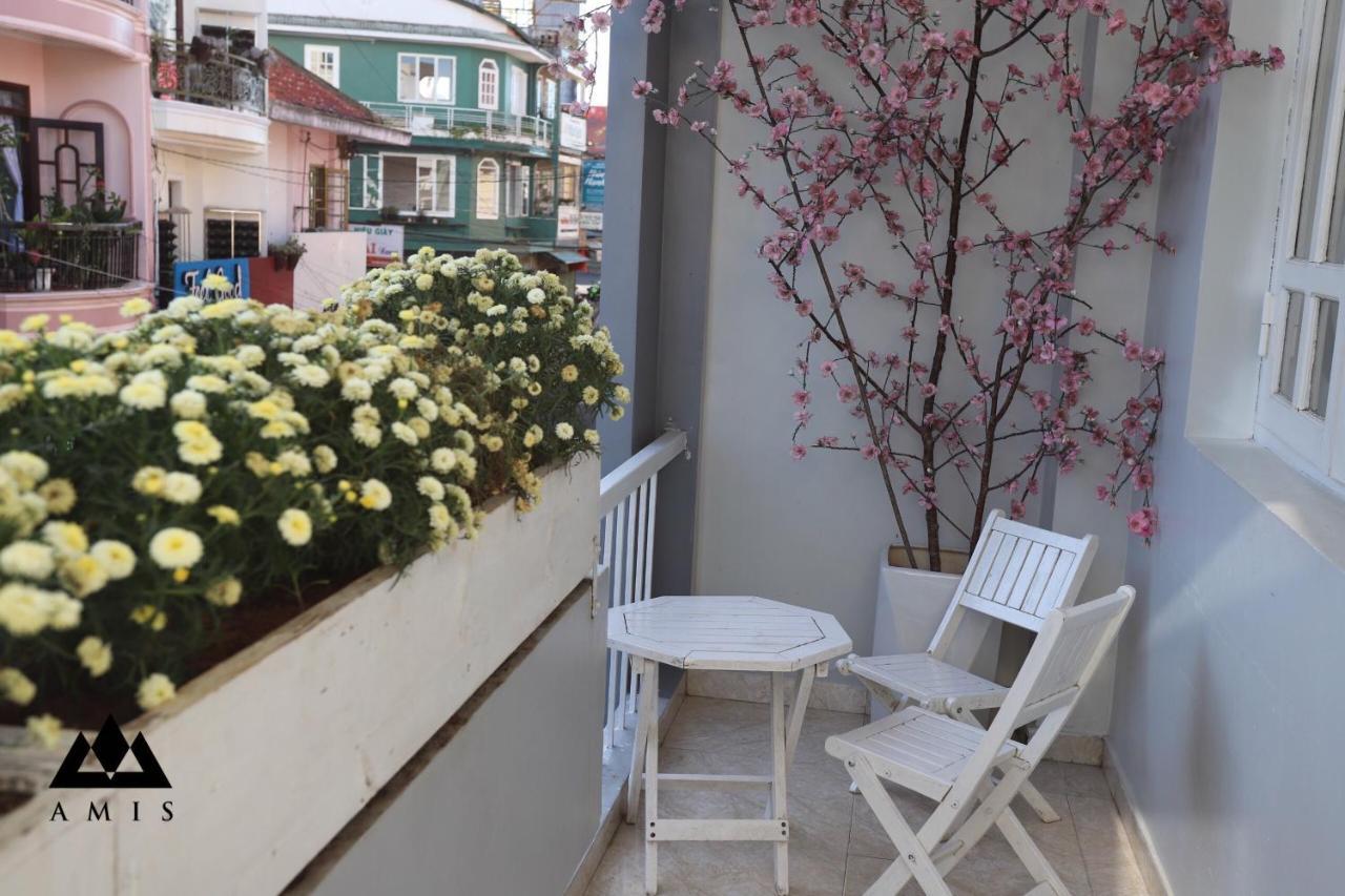 Amis Hotel Da Lat Exterior photo